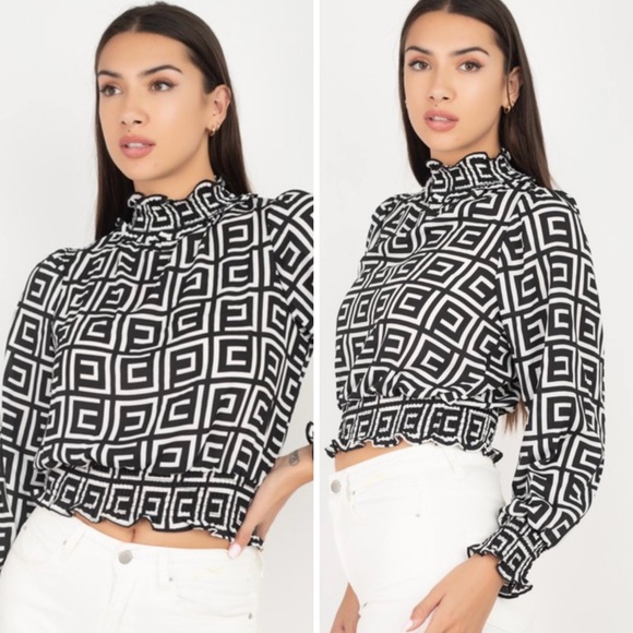 Tops - Geo black and white top with mock neck